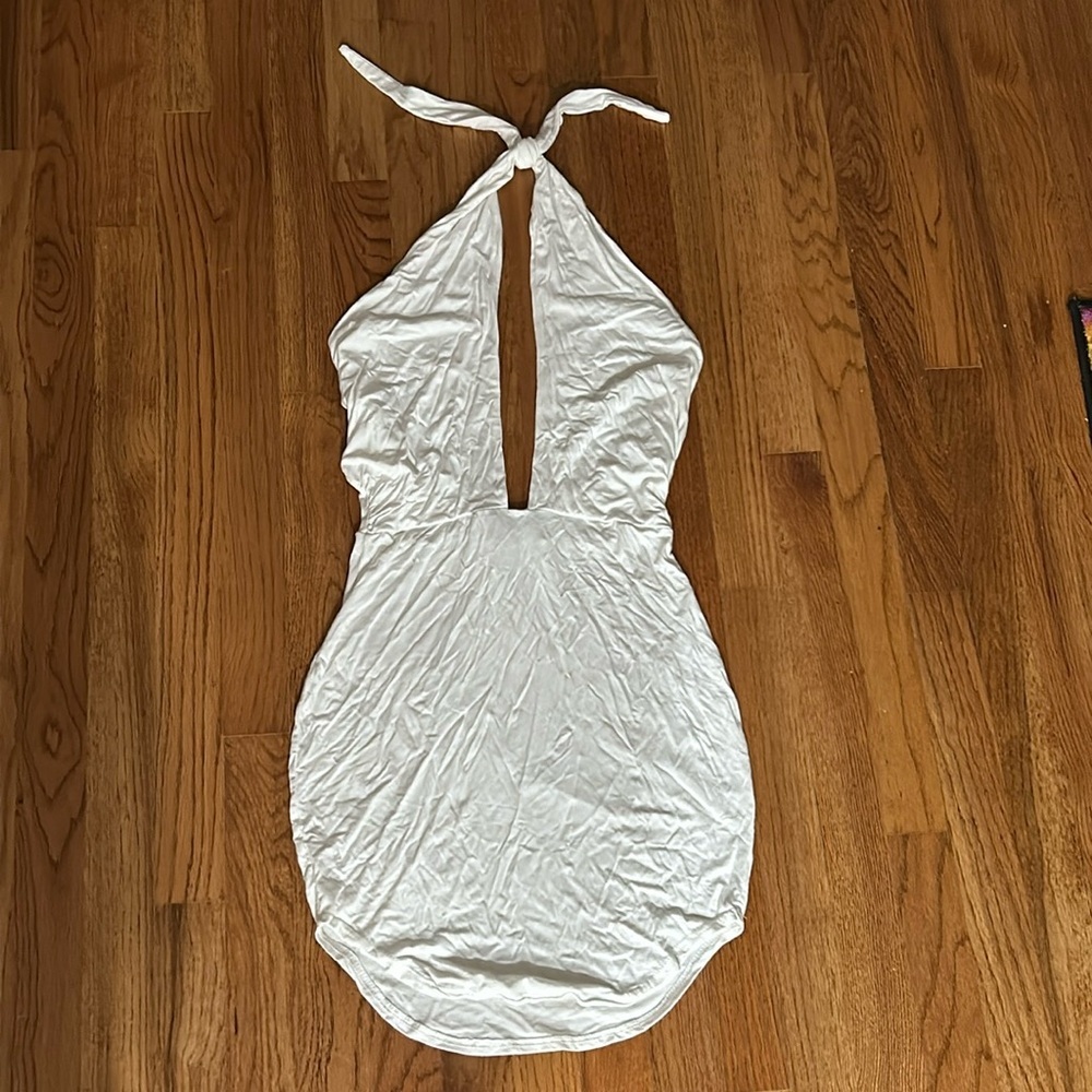 White Missguided Deep Plunge Stretchy Open Back Halter Mini Summer Dress